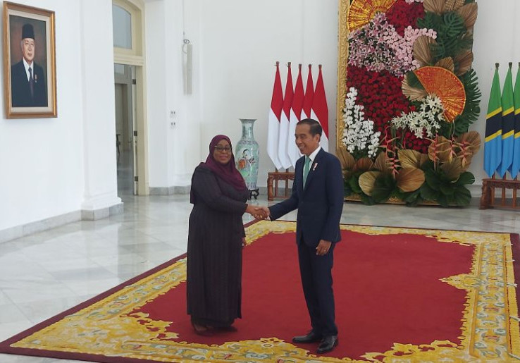 Presiden Samia Minta Jokowi Datang Lagi ke Tanzania Sebagai Turis Setelah Pensiun