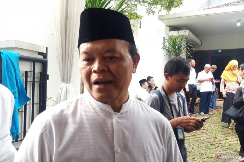 Cerita Elite PKS Ditunjuk Pimpin Doa Jenazah Gus Sholah