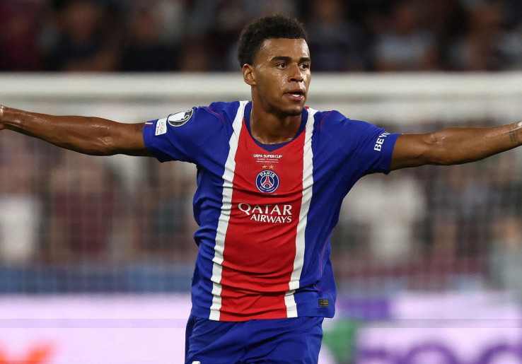 Arsenal dan Chelsea Gigit Jari! PSG Ngebut Perpanjang Kontrak Desire Doue