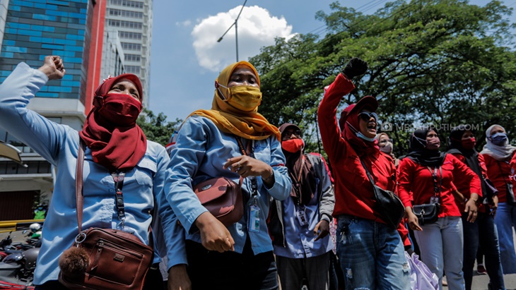 DPR Pastikan UU Cipta Kerja Larang Perusahaan Kurangi Upah Buruh