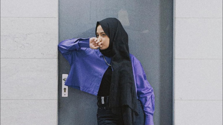 Rasa Sedih, Kecewa, dan Kebingungan Hanin Dhiya Dituangkan di 'Bertahan Tanpa Arah'