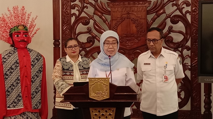 Dwi Oktavia mengungkapkan jumlah pasien corona DKI Jakarta terus bertambah dan ratusan orang meninggal