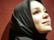 ‘Postingan’ Awal Tahun IG Dewi Sandra Sarat Produk, Banjir Order?
