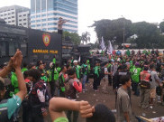  Demo Ribuan Ojol Nyaris Ricuh Lantaran Ada Provokasi untuk Masuk ke Gedung DPR