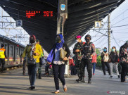 KRL Diminta Setop Beroperasi Selama PSBB, Ini Jawaban PT KCI