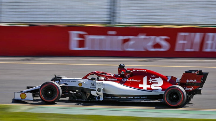 Kimi Raikkonen Sayembarakan Desain Sepatu