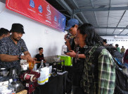 Asyik, 7.500 Kopi Gratis Dibagikan di Stasiun Tugu Yogyakarta