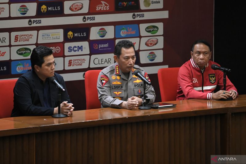 Kapolri dan Ketum PSSI Bahas Persiapan Liga 1 Hari Ini