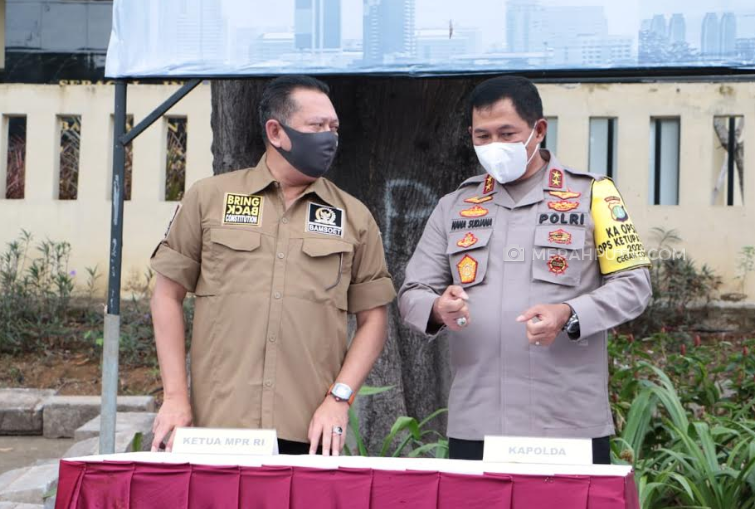 Ojol Diberdayakan Bantu Pembagian 2 Ribu Paket Sembako