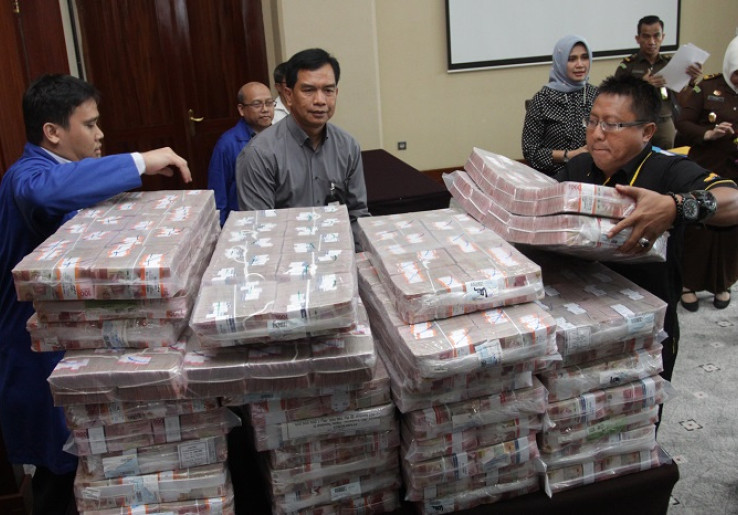 Uang Koruptor Samadikun Rp 87 Miliar yang Dikembalikan Nyaris Sepanjang Jakarta-Bandung