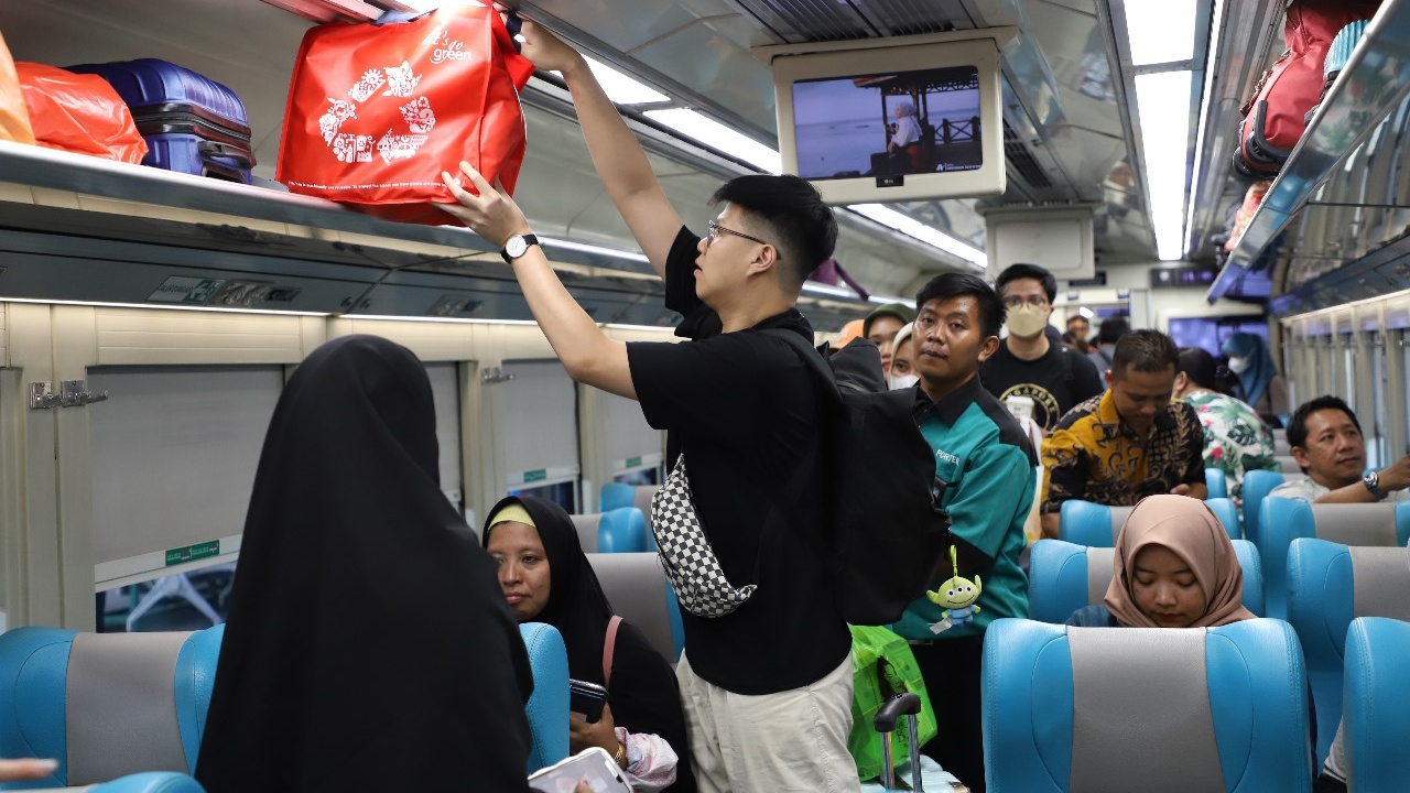 PT KAI Siapkan 24 Kereta Tambahan Untuk Libur Idul Adha - MerahPutih