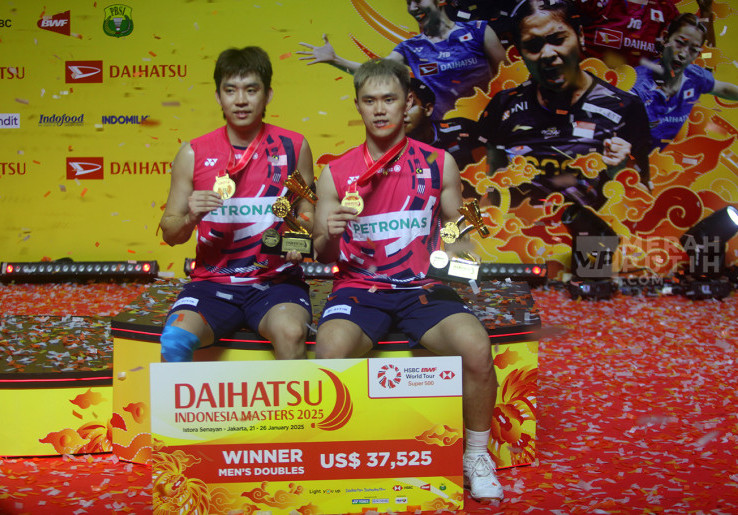 Ganda Putra Malaysia Man Wei Chong/Tee Kai Wun Juara Indonesia Masters 2025