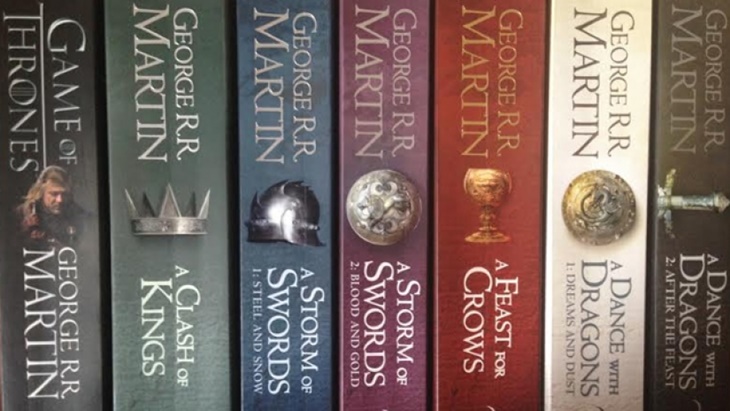 George RR Martin Akan Keluarkan Dua Buku 