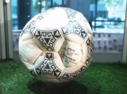  Bola ‘Tangan Tuhan’ Maradona Terjual Rp 53 Miliar, Disebut masih Jauh dari Perkiraan 