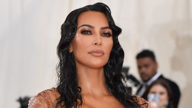 Spotify Kontrak Kim Kardashian untuk Acara Podcast