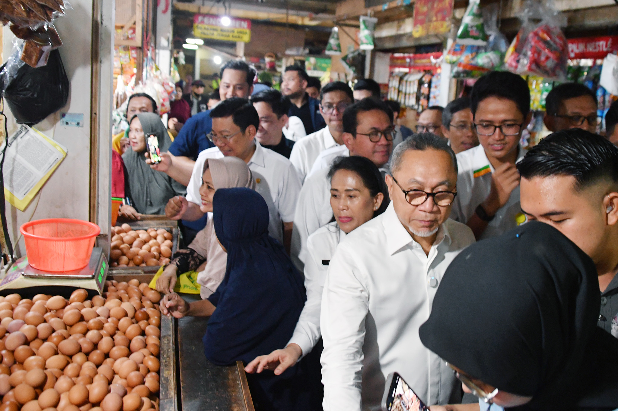 Stok Diklaim Banyak, Tapi Harga Bahan Pokok Lebihi HET