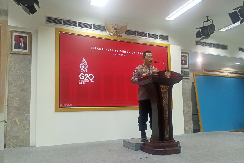 Soroti Turunnya Citra, Jokowi Minta Polisi Perbaiki Kinerja