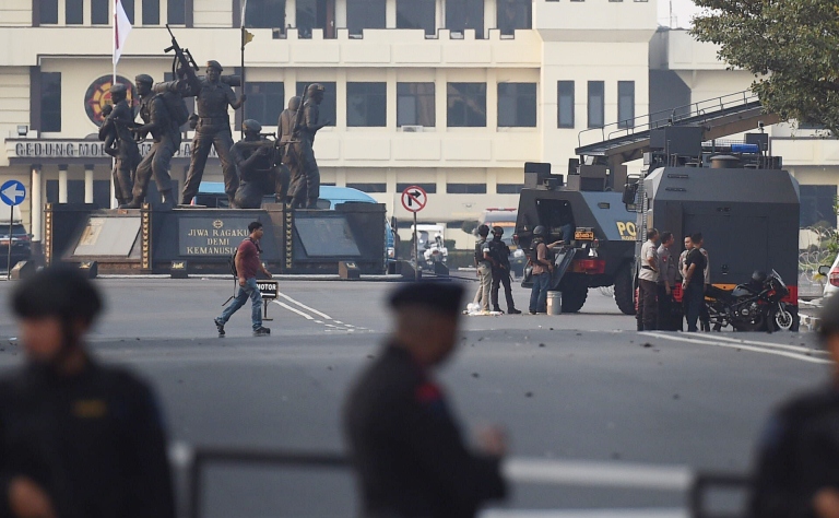 Napi Teroris Kuasai Hampir Semua Blok, Ahok Masih Belum Dievakuasi