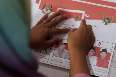 Jangan Lupa Hafalkan 9 Nama Tersangka Korupsi Ini Saat Pencoblosan Besok