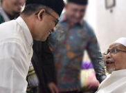 Melayat Habib Ali Kwitang, Gubernur Anies: Kami Dekat dari Zaman Kakek Saya 
