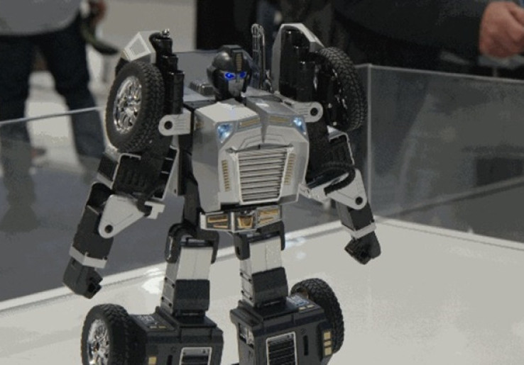 Mirip Transformers di Kehidupan Nyata, Mainan Robot ini Gegerkan CES 2020