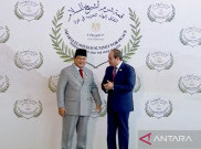 Presiden Prabowo Disambut Presiden Sisi Saat Tiba di KTT Akhiri Perang di Gaza