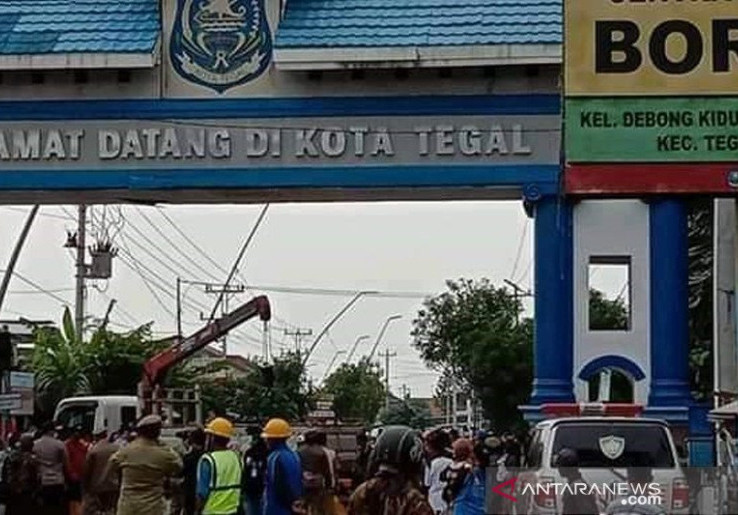 Legislator PDIP Protes Kota Tegal di-Lockdown