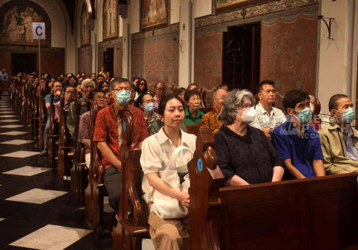 Kedamaian Ibadah Misa Natal 2024 di Gereja Katedral Jakarta 