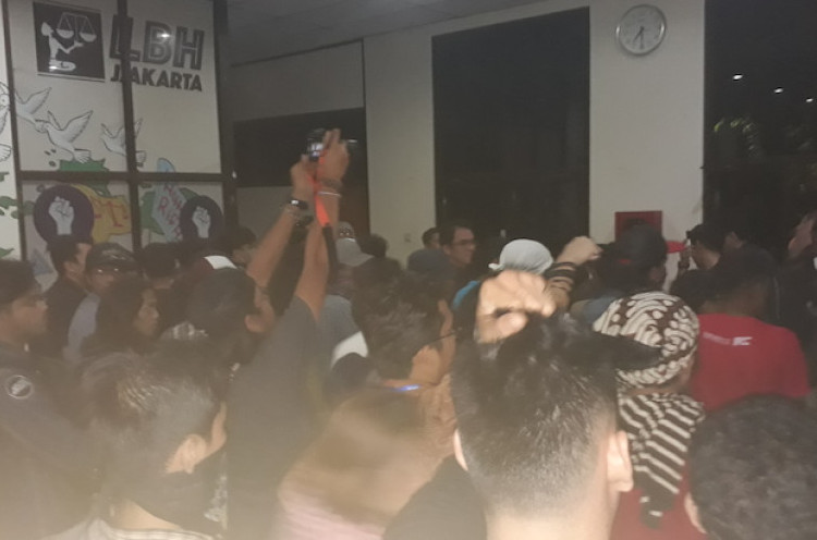 Polisi Bidik Otak Kerusuhan di Depan Gedung LBH