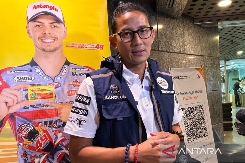 Sandiaga Pantau Dampak Kasus Pneumonia di China ke Sektor Pariwisata Indonesia