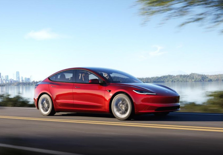 Tesla Model S Bisa Melaju hingga 600.000 Km dengan Baterai Bawaan