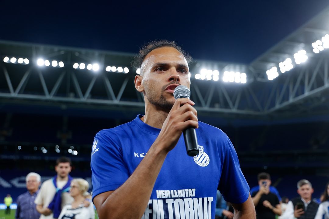Braithwaite menjadi salah satu pesepak bola terkaya di dunia