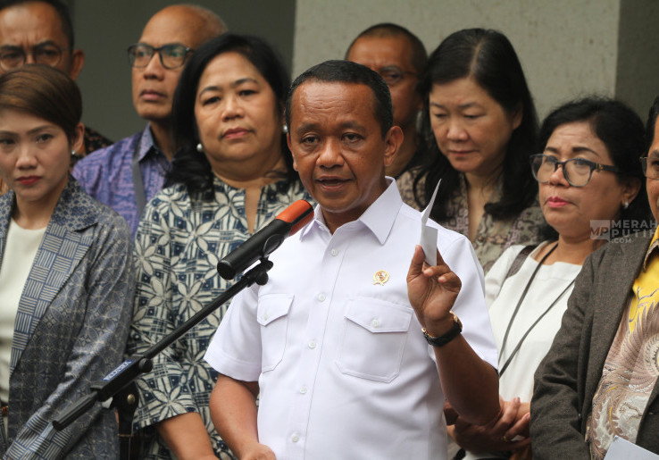 Menteri Bahlil Ingatkan SPBU Swasta Ikuti Aturan, Termasuk Urusan Kuota Impor BBM