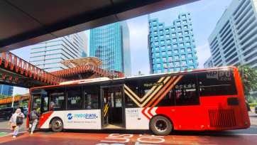 Pemprov DKI Jakarta Batal Naikkan Tarif Tiket Bus Transjakarta Karena Kondisi Ekonomi
