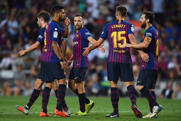 Solusi Darurat Krisis Bek Barcelona