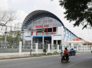Demo ‘Revolusi Rakyat’ di Gedung DPR, KRL dari Arah Serpong Hanya Bisa sampai Stasiun Kebayoran, Penumpang Menumpuk di Stasiun