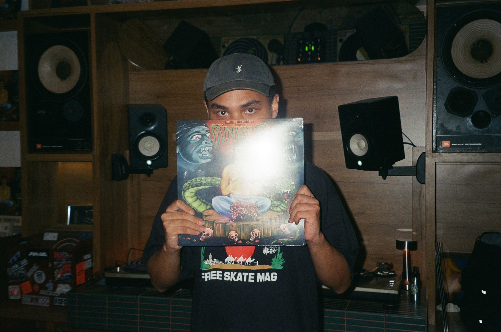 Sesajen Album Kompilasi Mistisme Indonesia 'GUNAGUNA' Persembahan Abadi Records