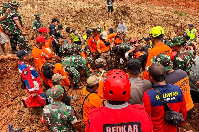 Terkini Korban Meninggal Longsor Cilacap 2 Orang, Ini Identitas Jasad Terbaru