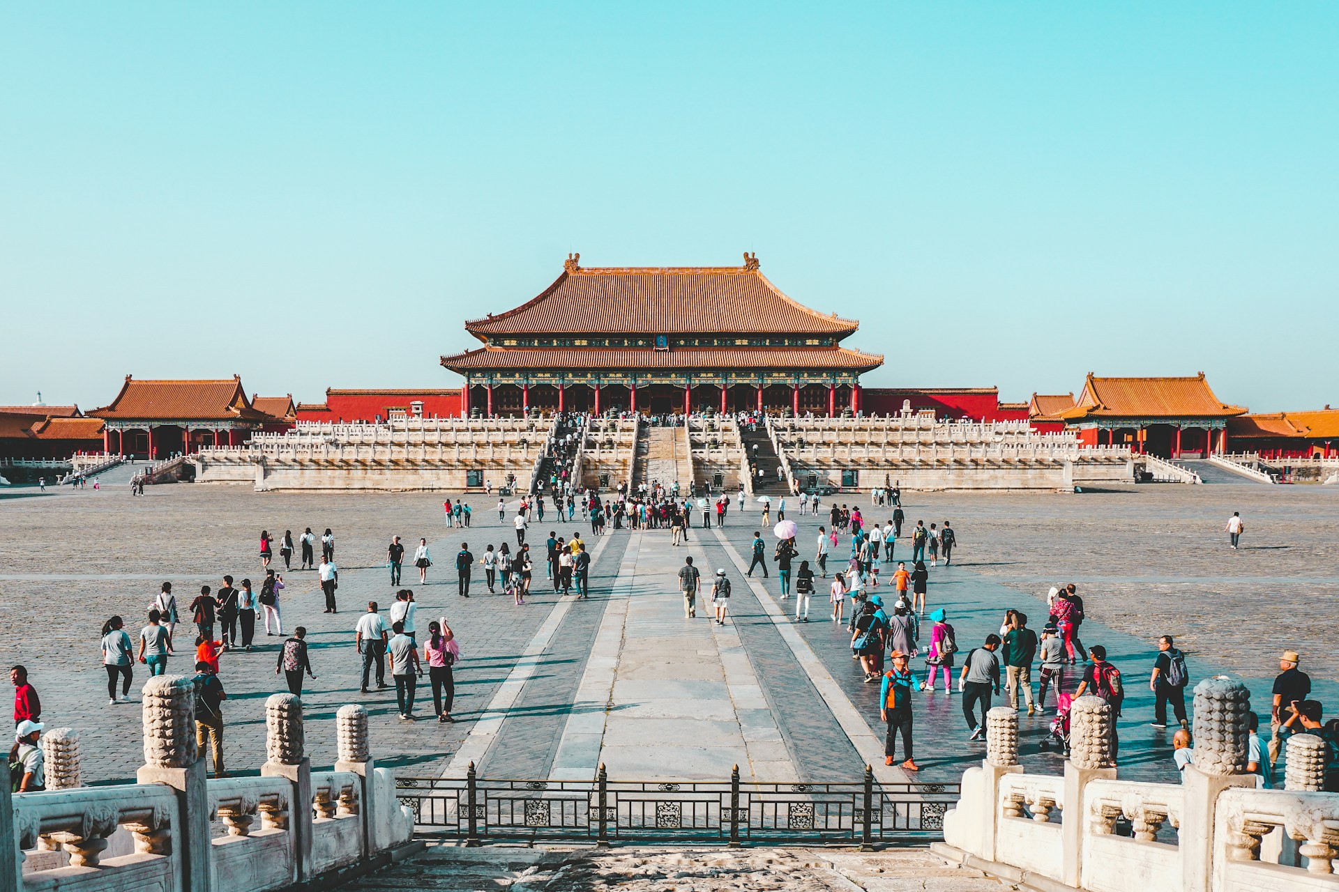 WNI Kini Bisa Kunjungi China Tanpa Visa, ini Syarat yang Wajib Dipenuhi