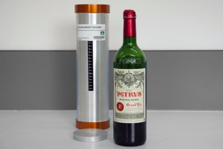 Mencicipi Wine dari Angkasa Luar