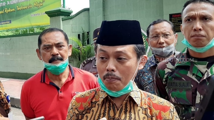   196 Masjid Masih Adakan Salat Tarawih, Kemenag Solo: Sebaiknya Beribadah di Rumah Saja