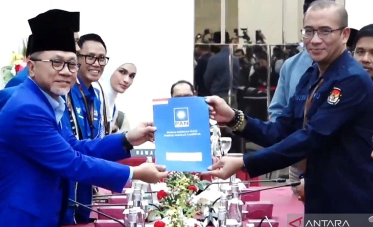 PAN Daftarkan 580 Caleg ke KPU, Ada Verrel Bramasta hingga Uya Kuya