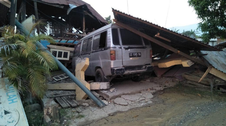 Ribuan Korban Masih Tertimbun di Dua Lokasi Ini