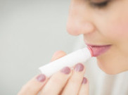 Rahasia di Balik Lip Balm, Kamu Perlu Tahu