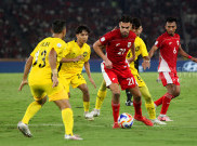 Aksi Timnas Indonesia U23 Tahan Malaysia Berhasil Lolos ke Babak Semifinal Piala AFF 2025
