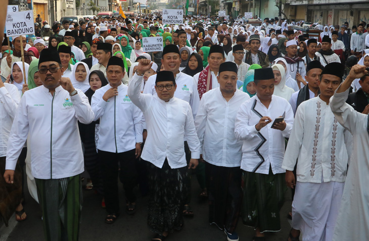 Bandung Lautan Mengaji Diikuti Ribuan Orang 