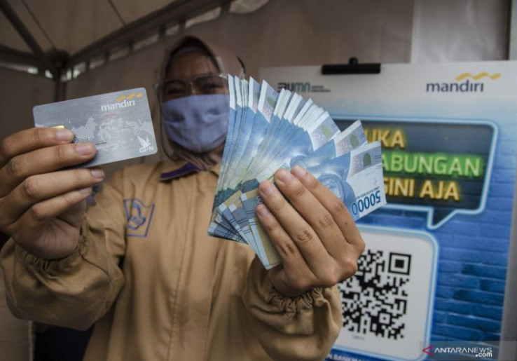 Bantuan Subsidi Upah Rp 900 Ribu Atasi Gejolak Kebutuhan Pokok Pekerja