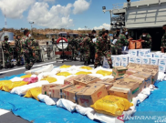 KRI Ahmad Yani 351 DIkerahkan Kirim Bantuan Kemanusiaan di NTT