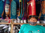 Akibat Corona, Pedagang Kurma Pasar Tanah Abang Rugi Rp20 Juta