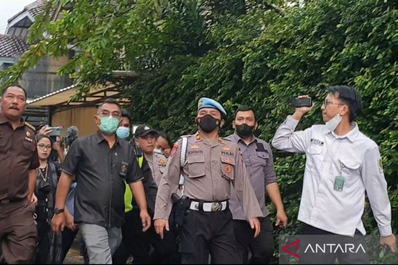 Pengacara Bharada E Sebut Lemari Senjata di Rumdin Ferdy Sambo Sudah tidak Ada
